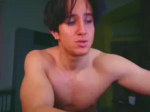 Cam4 Live Sex of ChristianLevine