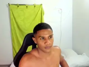 Cam4 Live Sex Cam of Malone3lg