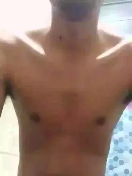 Cam4 Live Sex Cam of MlkPentelhud0