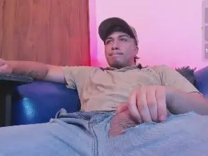 Cam4 Live Sex of Oilmen22