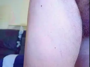 Cam4 Sex Cam of SmallHairyUncut