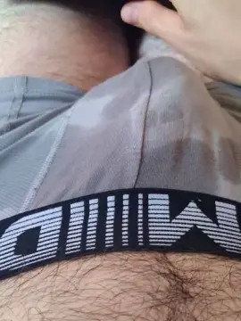 Cam4 Free Porn Cam of pantpissing