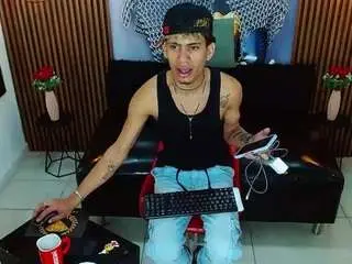Camsoda Live Porn of skinny-cute-alyer