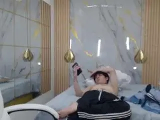 Camsoda Nude Webcam of iantwink18