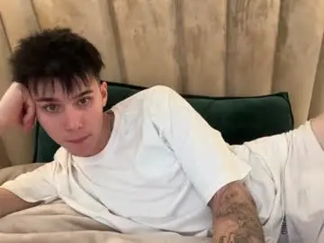 Chaturbate Watch Live Sex Cams of sky_hexx