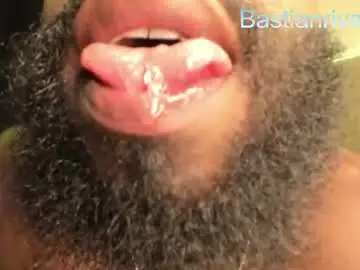 Chaturbate Live Sex Cam of bastianrivas