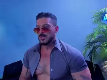 Chaturbate Watch Live Sex Cams of dennis_cox_