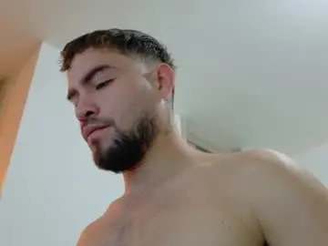 Chaturbate Live Sex Cam of alextwunkk