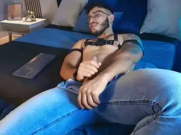 Chaturbate Free Porn Cam of liam_kleiin