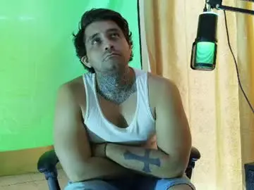 Chaturbate Sex Chat of aronmiller404