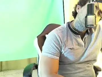 Chaturbate Adult Webcam of aronmiller404