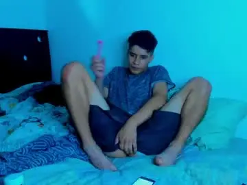 Chaturbate Adult Video Chat of tommy_carlos