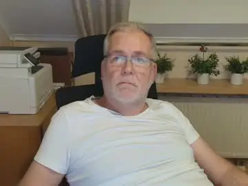 Chaturbate Best live sex cam show of subbear1968