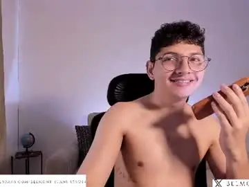 Chaturbate Private Sex Chat of a_lejandro08