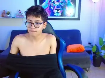 Chaturbate Private Sex Chat of alexcum_18