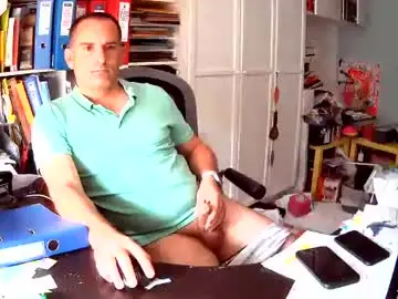 Chaturbate Free Porn Cam of runner1978