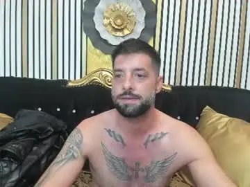 Chaturbate Live Sex Cam of tommydum