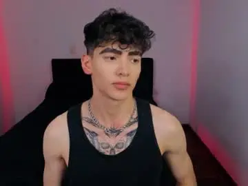 Chaturbate Best live sex cam show of axel_inkshade
