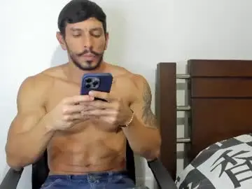 Chaturbate Live Sex Cam of kevin_malone22