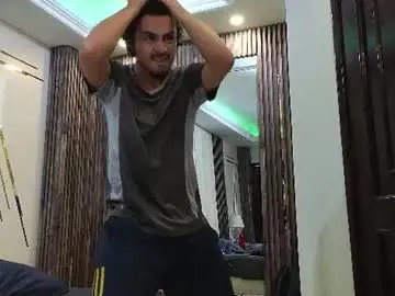 Chaturbate Live Sex of latinshort
