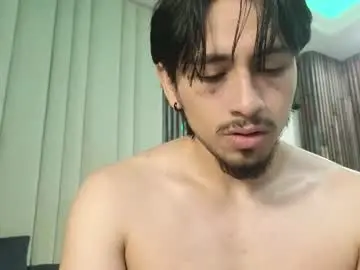Chaturbate Sex Cam of latinshort