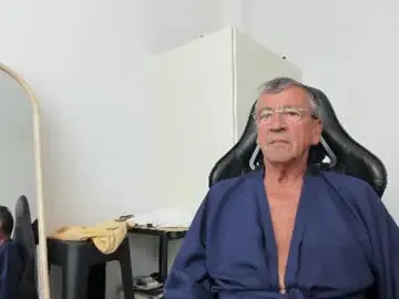Chaturbate Watch Live Sex Cams of 200gentleman