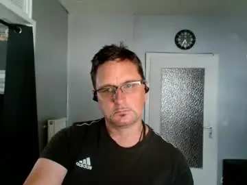 Chaturbate Sex Cam of wirzwei8883