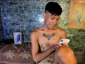 Chaturbate Nude Webcam of asianplayboyx