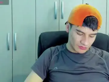 Chaturbate Live Sex Cam of dominic_radccliffe