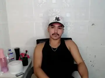Chaturbate Adult Video Chat of dave_cummers