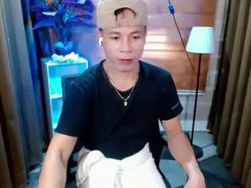 Chaturbate Live Porn of midnight_cum021725
