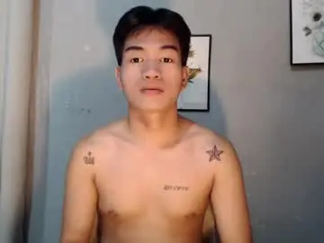 Chaturbate Live Sex Cam of naughty_angelo
