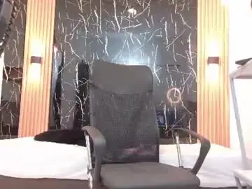 Chaturbate Live Sex Cam of valerihot_1