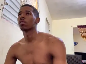 Chaturbate Watch Live Sex Cams of jose021m