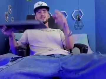 Chaturbate Live Porn of harold_999