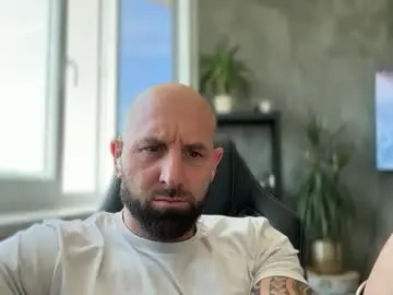 Chaturbate Live Sex Cam of tommyx01