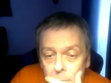 Chaturbate Live Sex Cam of caseurdecue