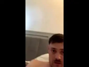 Chaturbate Sex Chat of andy_gibson1