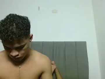 Chaturbate Best live sex cam show of jose_and_daniel