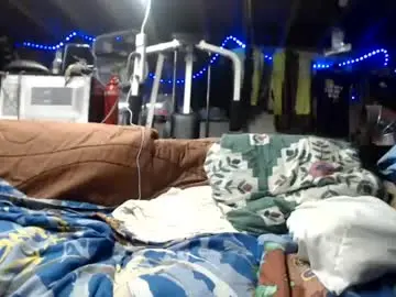 Chaturbate Live Sex Cam of lukeandluci