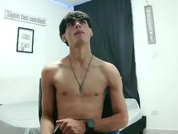 Chaturbate Live Porn of harrythomson1