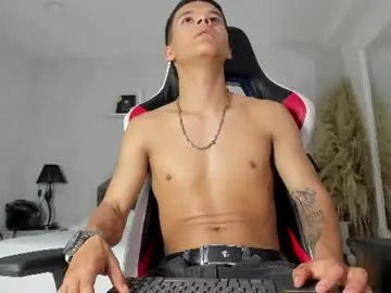 Chaturbate Sex Cam of dylanroyce_