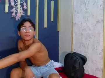 Chaturbate Adult Video Chat of zack_horny19