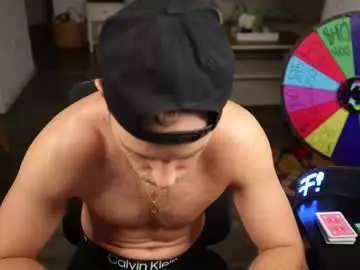 Chaturbate Watch Live Sex Cams of troy_greenxo