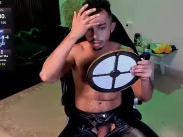 Chaturbate Nude Webcam of titobell10