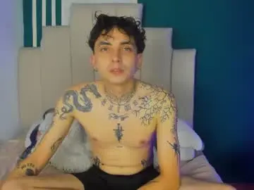 Chaturbate Best live sex cam show of zacck_tattoo