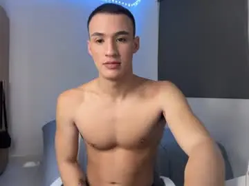 Chaturbate Sex Cam of leo_delveyy