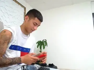 Chaturbate Live Sex of mr_porn_9