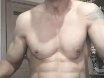 Chaturbate Live Sex Cam of carin_the_body