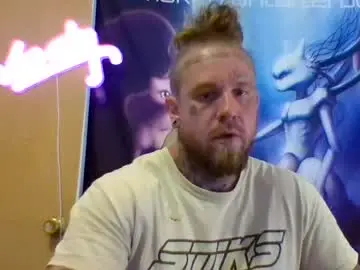 Chaturbate Live Sex Cam of smokebluntafterblunt